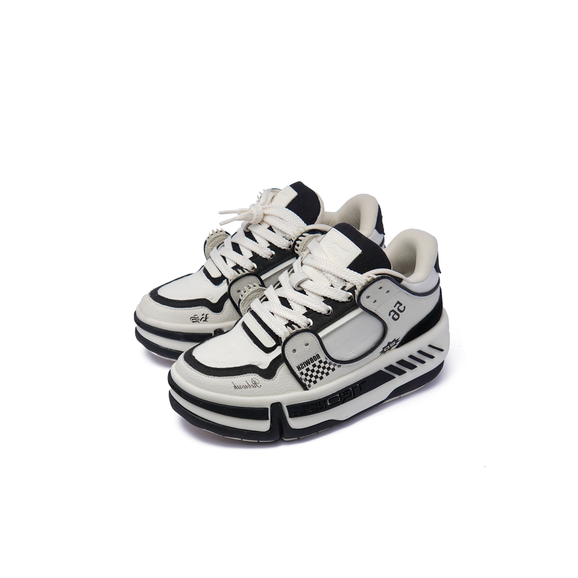 Racing shoes