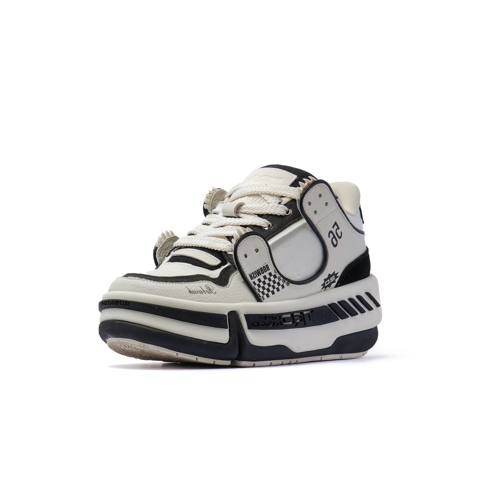 Racing shoes