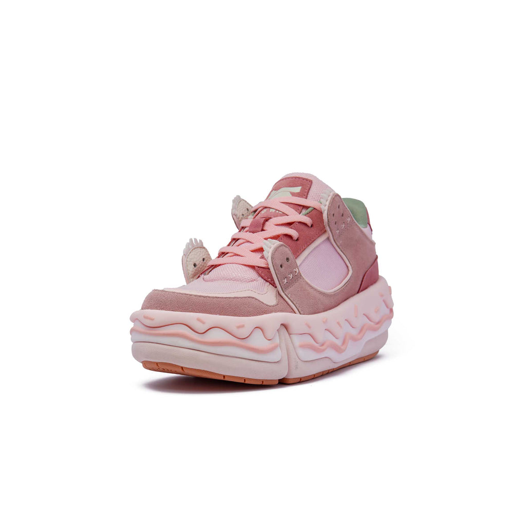 Strawberry cake shoes