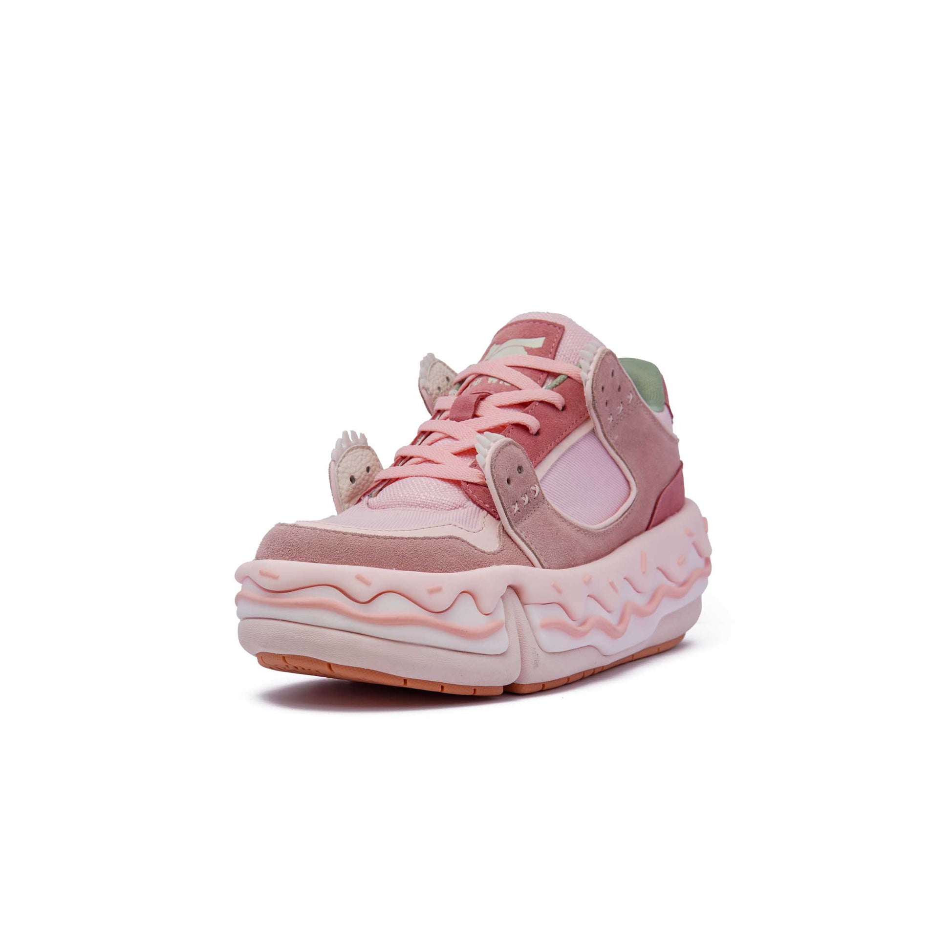 Strawberry cake shoes